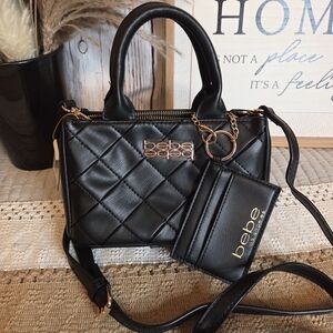 Bebe Quilted Crossbody W/cardholder